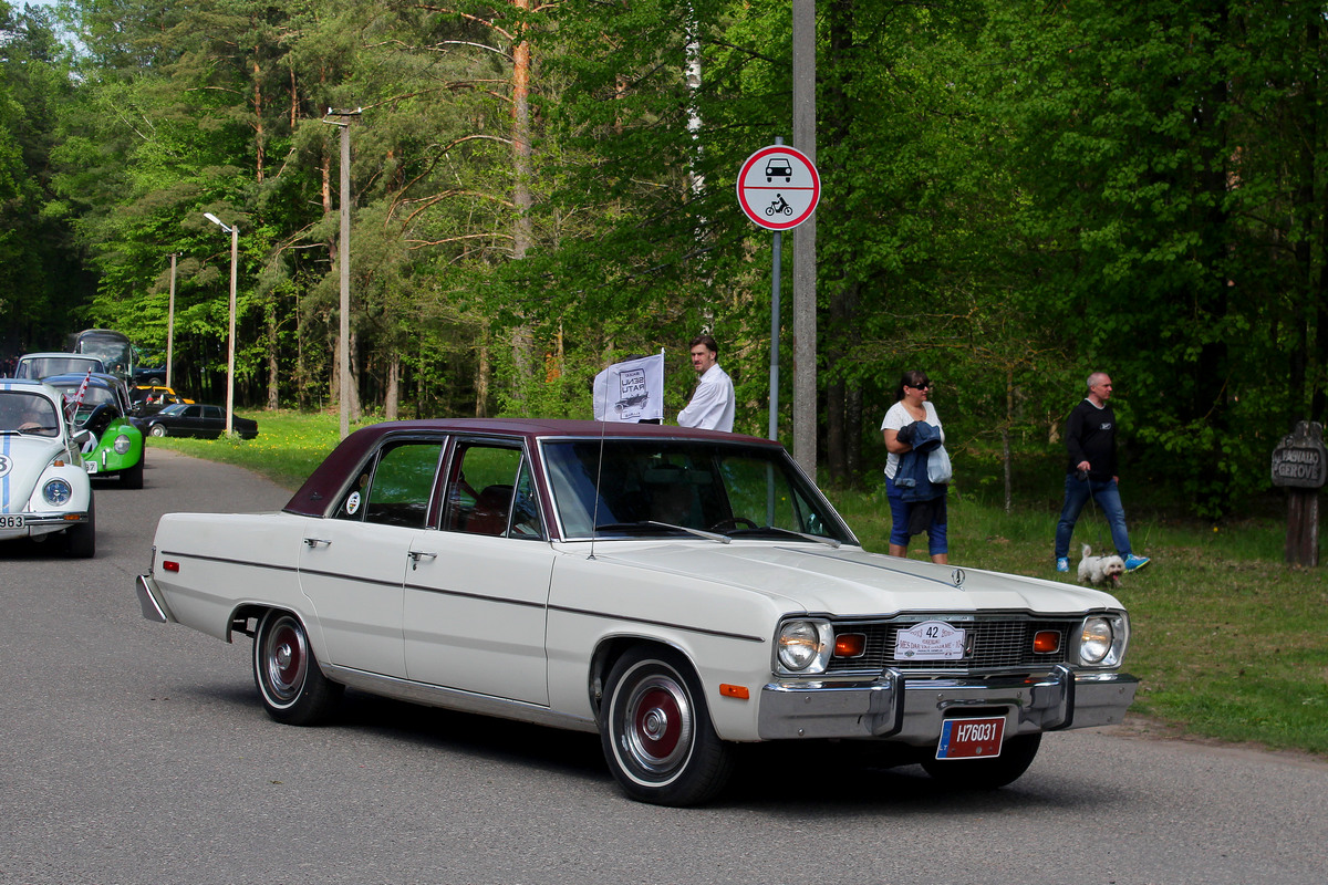 Литва, № H76031 — Plymouth Valiant (4G) '74-76; Литва — Eugenijau, mes dar važiuojame 10