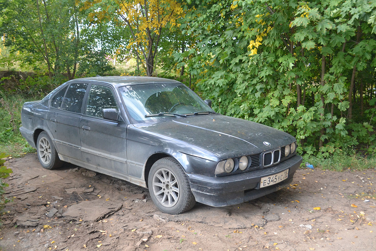 Удмуртия, № Е 345 УС 18 — BMW 5 Series (E34) '87-96