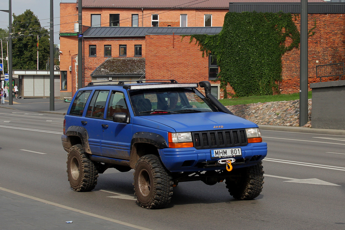 Литва, № MHM 801 — Jeep Grand Cherokee (ZJ) '92-98