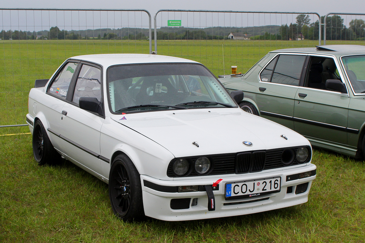 Литва, № COJ 216 — BMW 3 Series (E30) '82-94; Литва — Nesenstanti klasika 2023