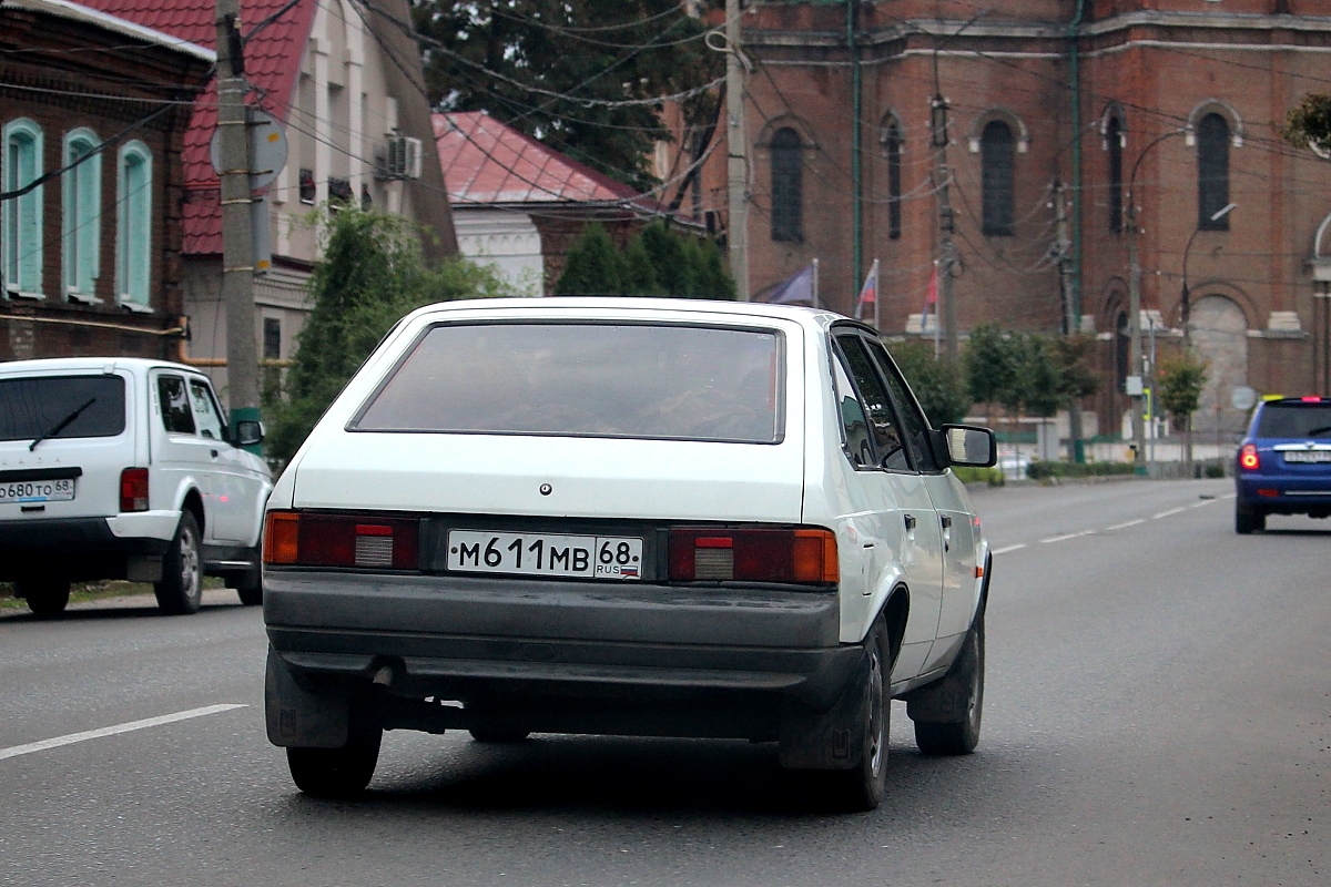 Тамбовская область, № М 611 МВ 68 — Москвич-2141 '86-98