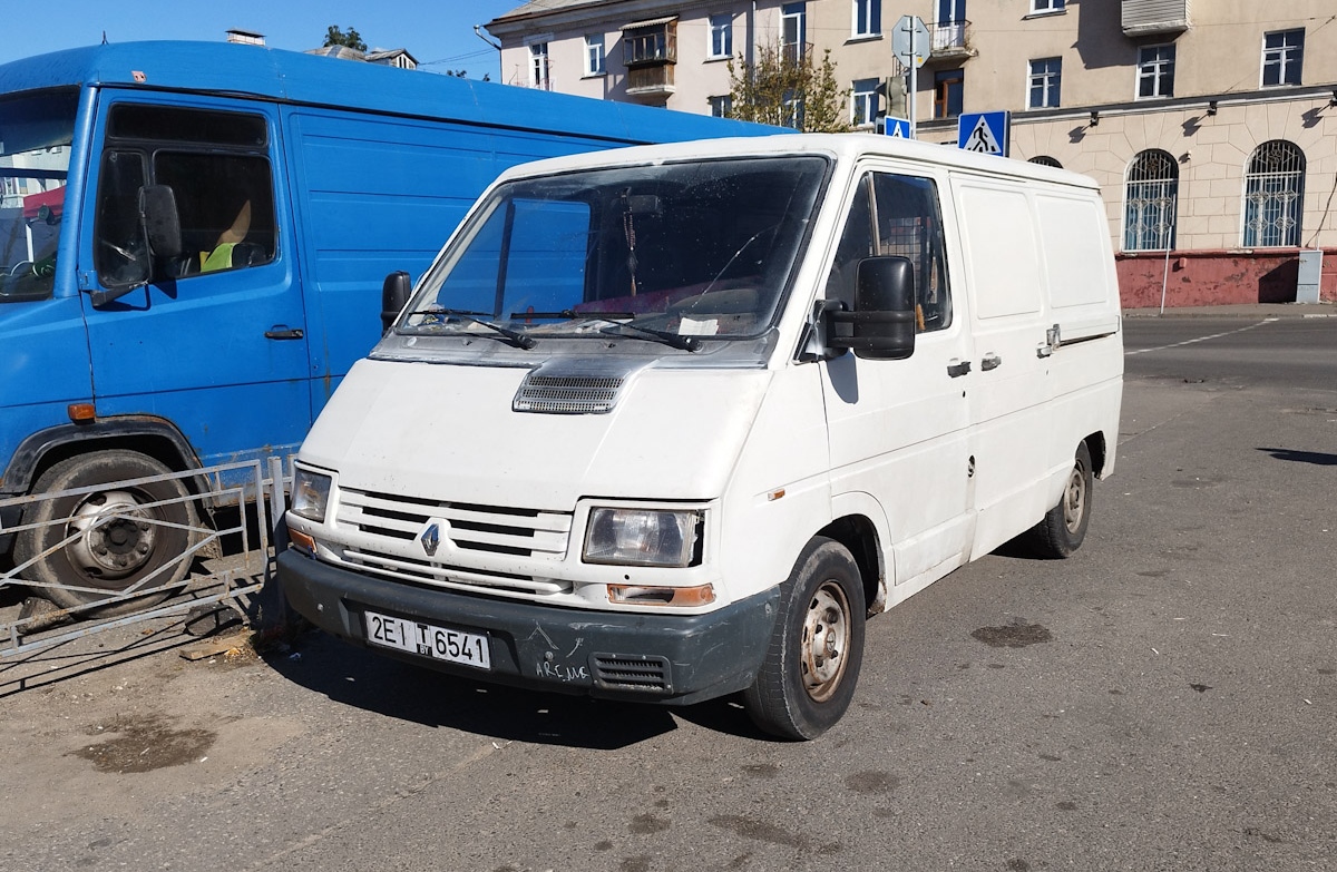 Витебская область, № 2ЕІ Т 6541 — Renault Trafic (1G) Restyle '89-01