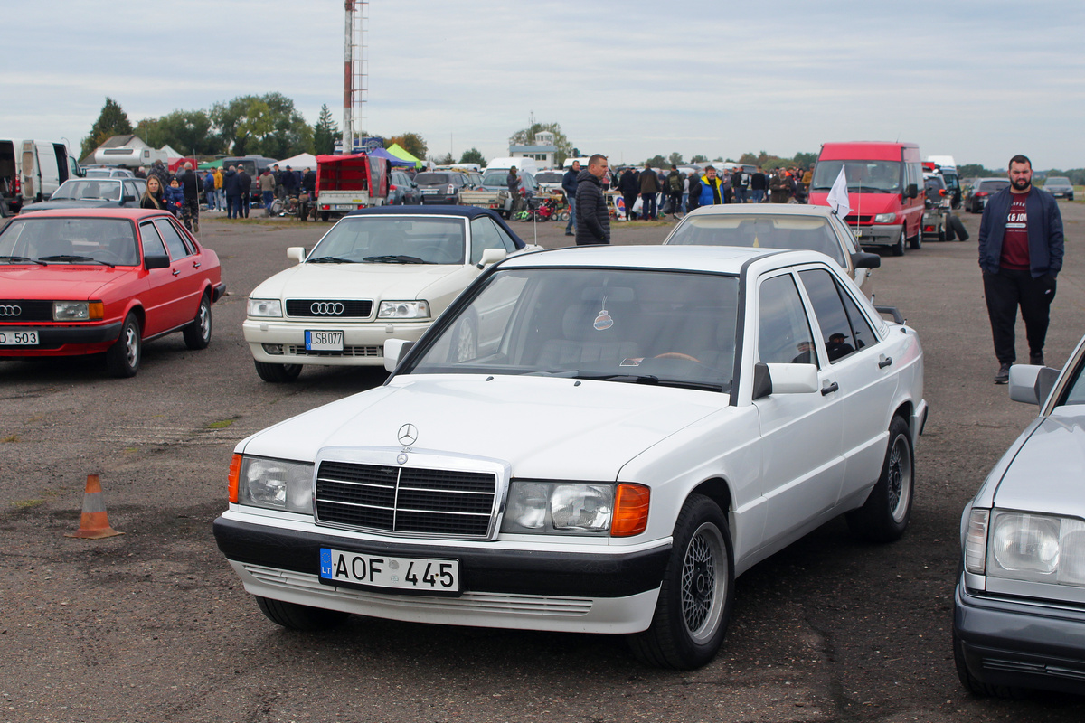 Литва, № AOF 445 — Mercedes-Benz (W201) '82-93; Литва — Retro mugė 2022 ruduo