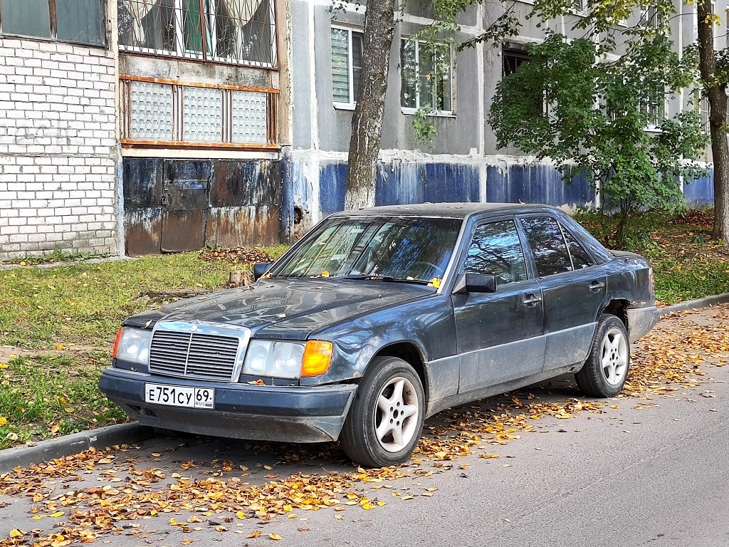 Тверская область, № Е 751 СУ 69 — Mercedes-Benz (W124) '84-96