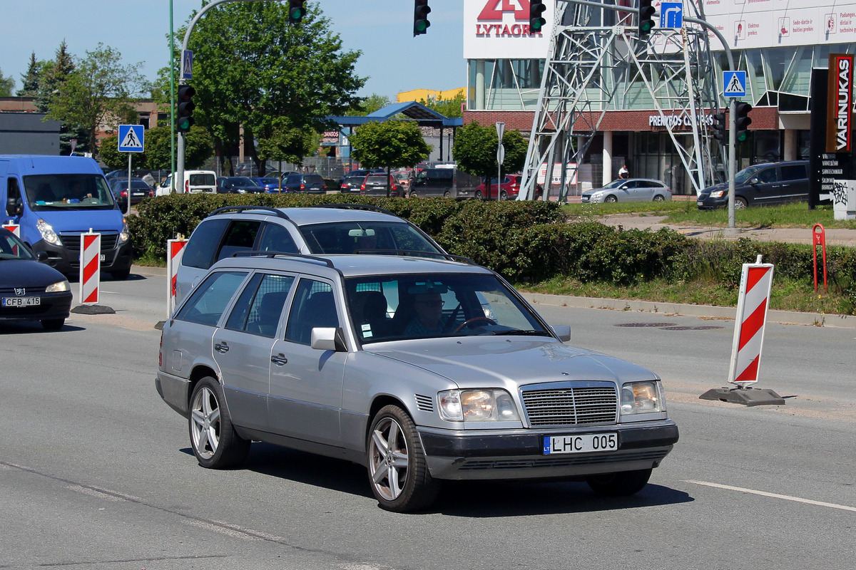 Литва, № LHC 005 — Mercedes-Benz (S124) '86-96