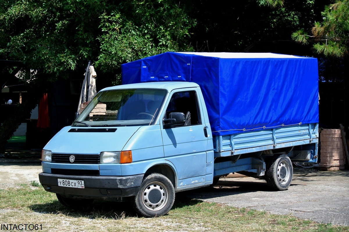 Краснодарский край, № У 808 СХ 93 — Volkswagen Typ 2 (T4) '90-03