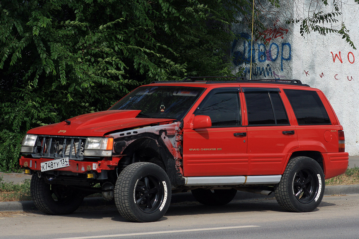 Волгоградская область, № К 748 ТУ 134 — Jeep Grand Cherokee (ZJ) '92-98
