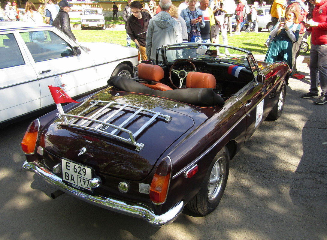 Москва, № Е 629 ВА 797 — MG MGB GT '65-80; Санкт-Петербург — Международный транспортный фестиваль "SPb TransportFest 2023"