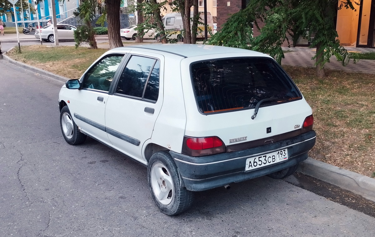 Краснодарский край, № А 653 СВ 193 — Renault Clio (1G) '90-98