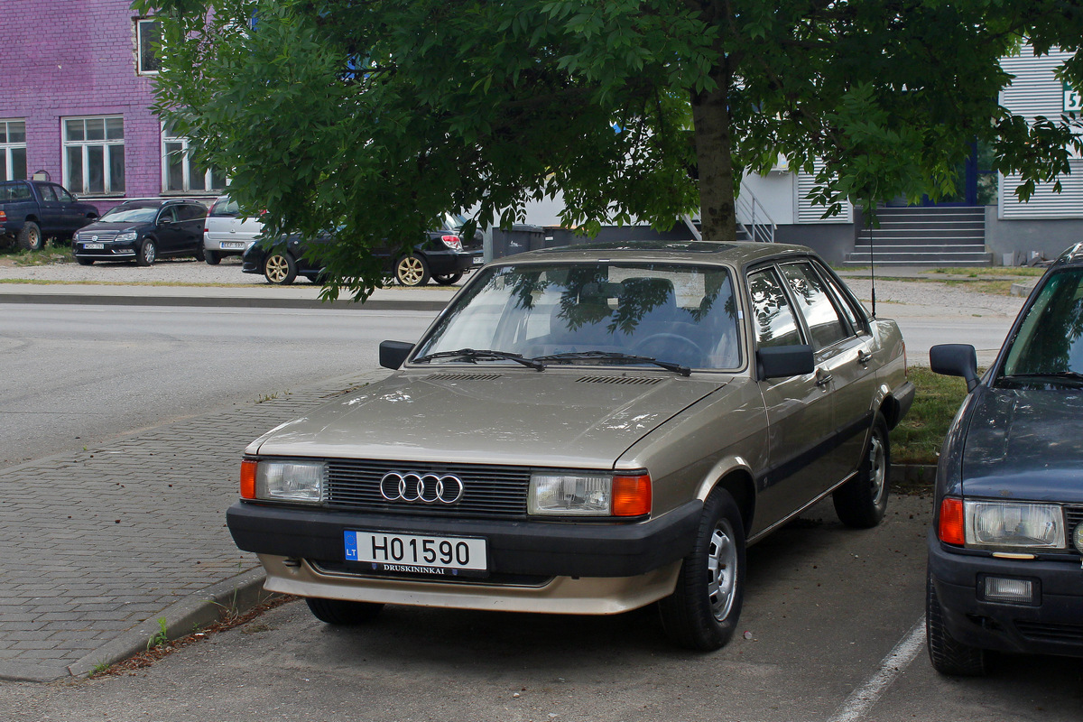 Литва, № H01590 — Audi 80 (B2) '78-86