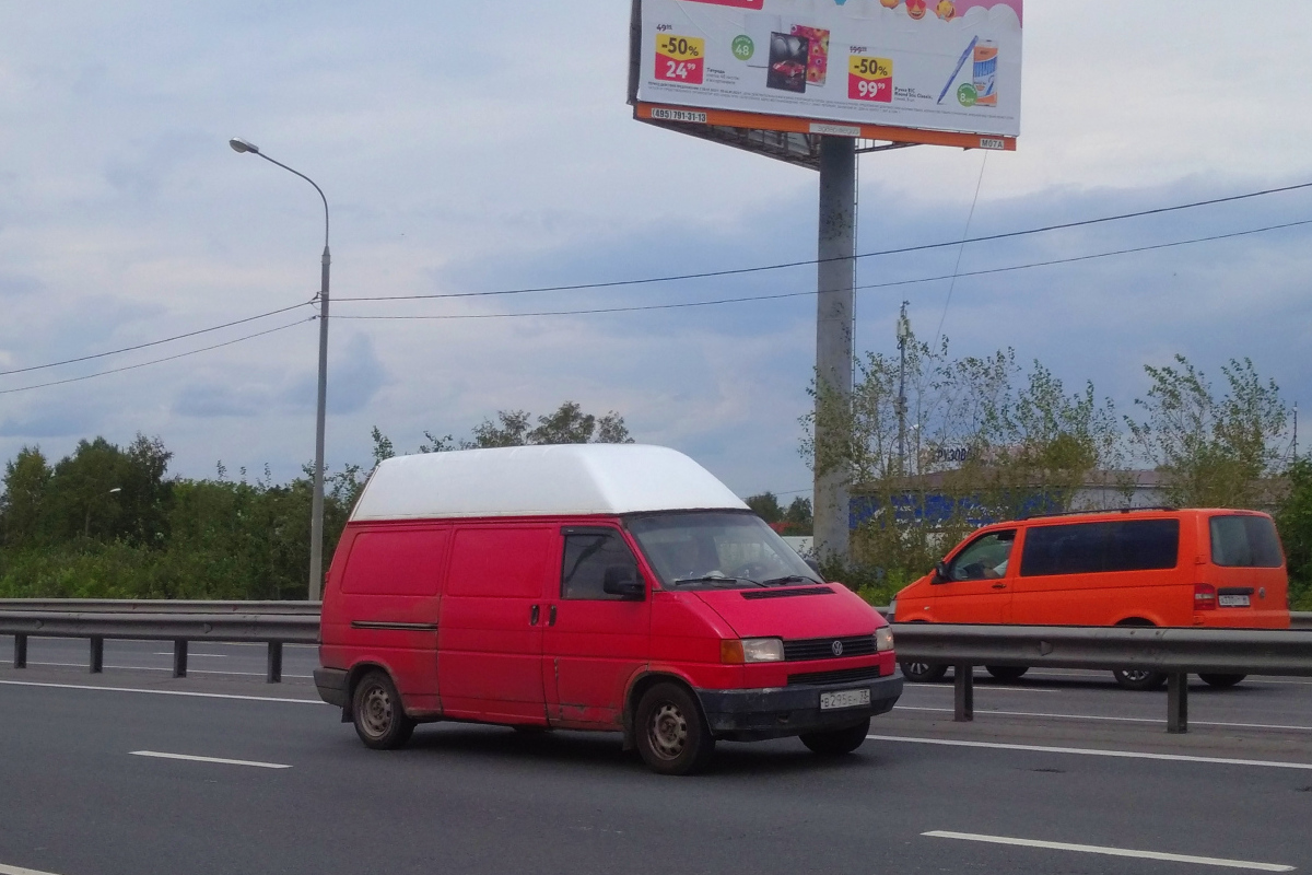 Владимирская область, № В 295 ЕН 33 — Volkswagen Typ 2 (T4) '90-03