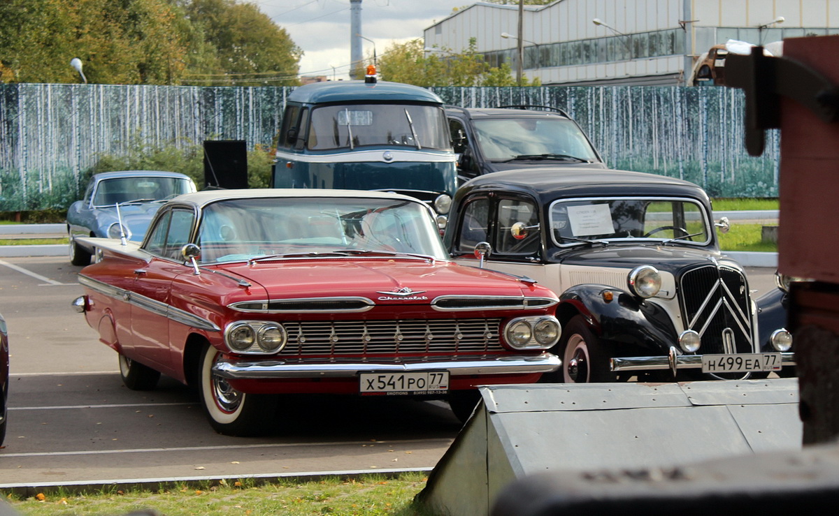 Москва, № Х 541 РО 77 — Chevrolet Impala (2G) '59-60
