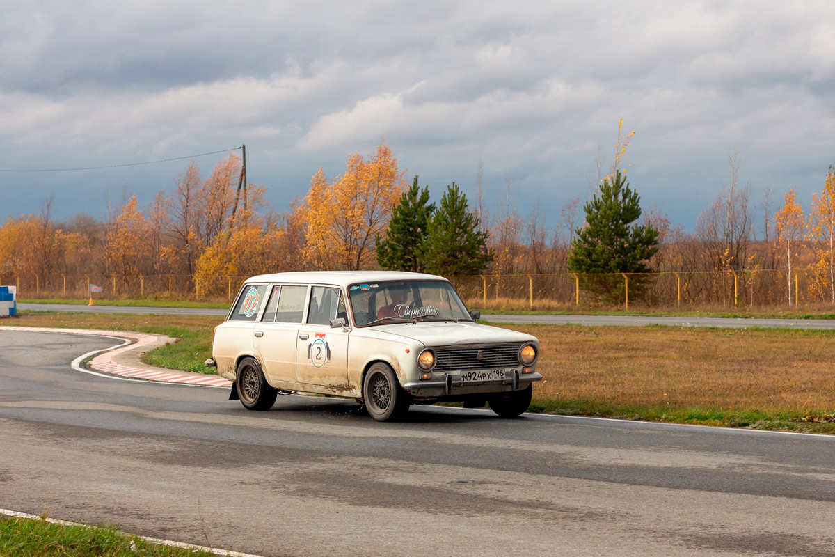 Свердловская область, № М 924 РХ 196 — ВАЗ-2102 '71-86