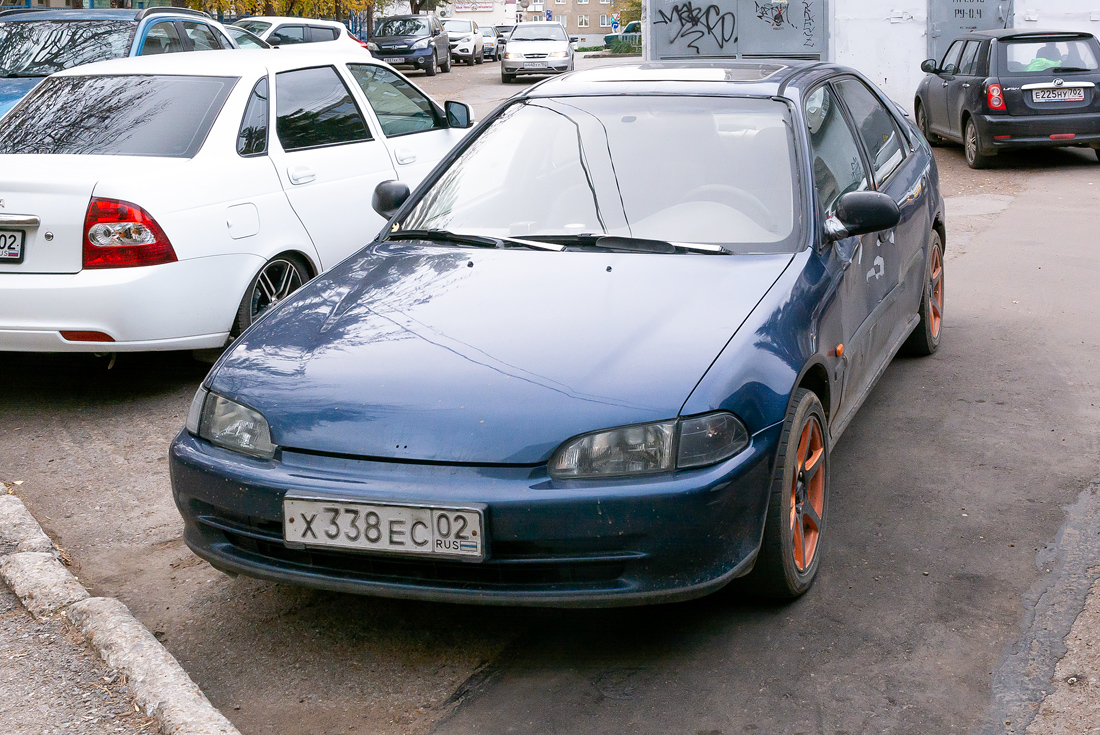 Башкортостан, № Х 338 ЕС 02 — Honda Civic (5G) '91-95