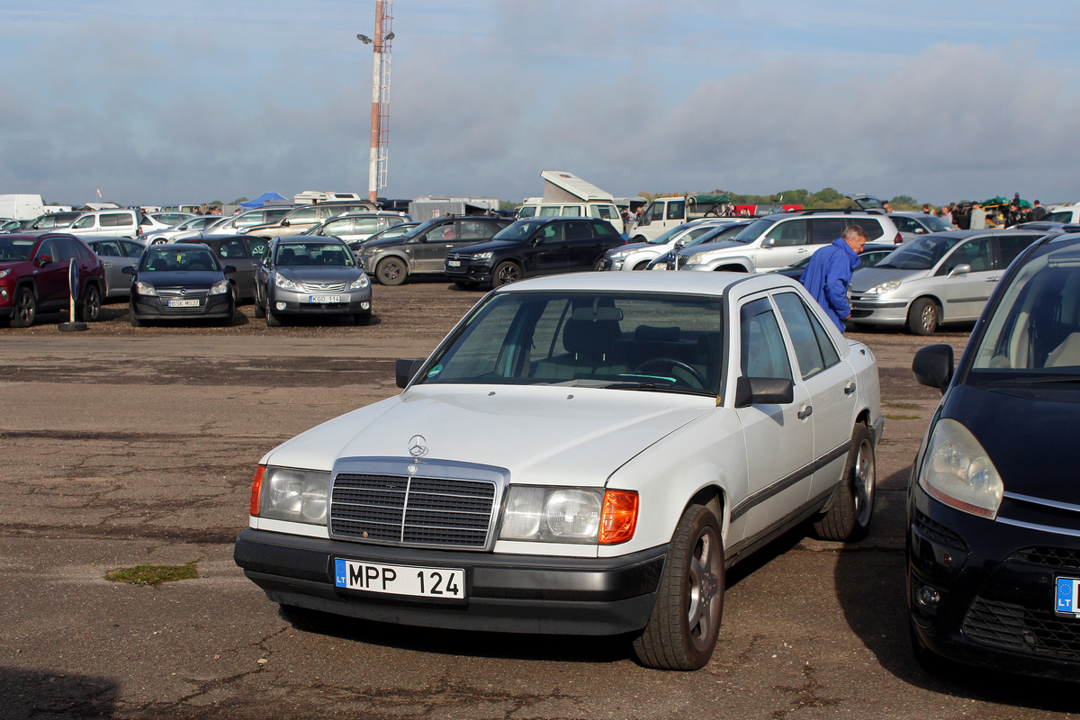 Литва, № MPP 124 — Mercedes-Benz (W124) '84-96; Литва — Retro mugė 2023 ruduo