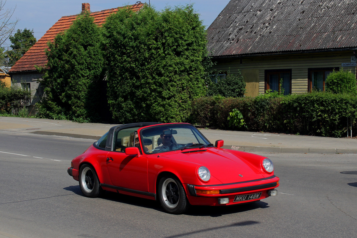 Великобритания, № MKU 148W — Porsche 911 (930) '73-89