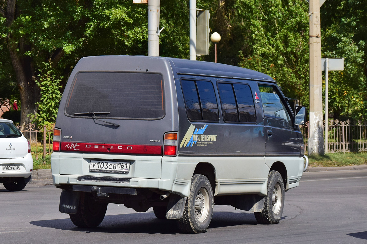 Волгоградская область, № У 103 СВ 161 — Mitsubishi Delica '79–94