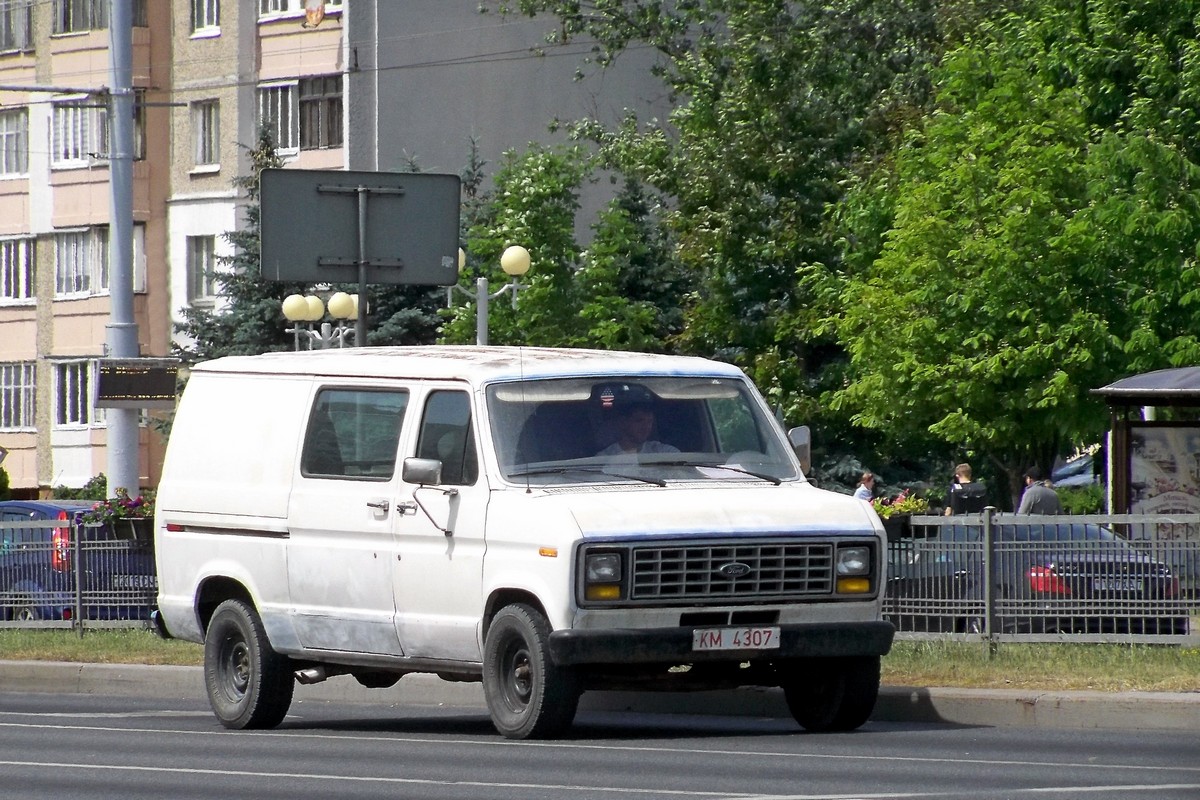Минск, № КМ 4307 — Ford E-Series (3G) '75-91