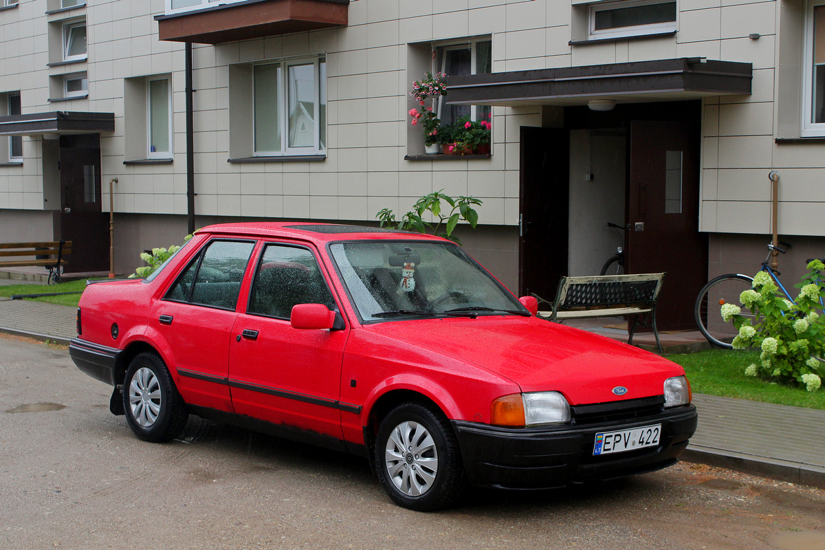 Литва, № EPV 422 — Ford Orion MkII '86-90