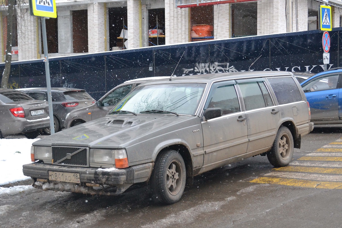 Удмуртия, № О 841 АО 18 — Volvo 740 '84-92