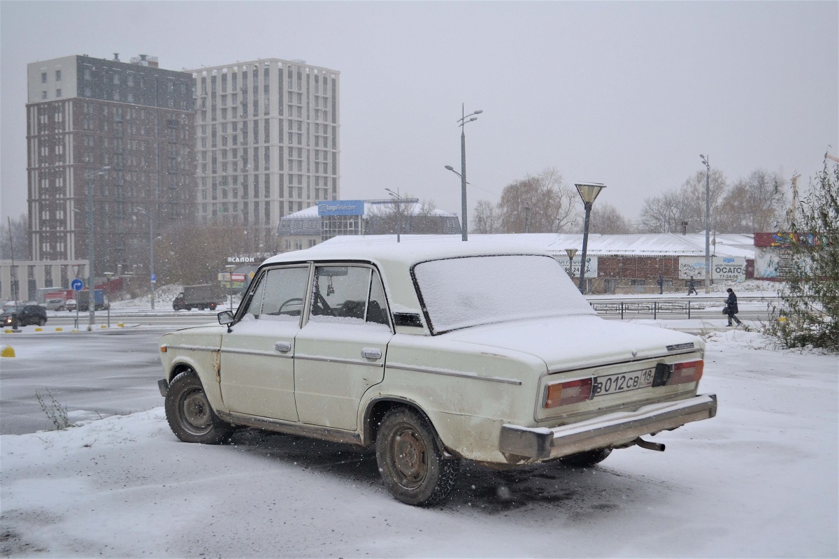 Удмуртия, № В 012 СВ 18 — ВАЗ-2106 '75-06