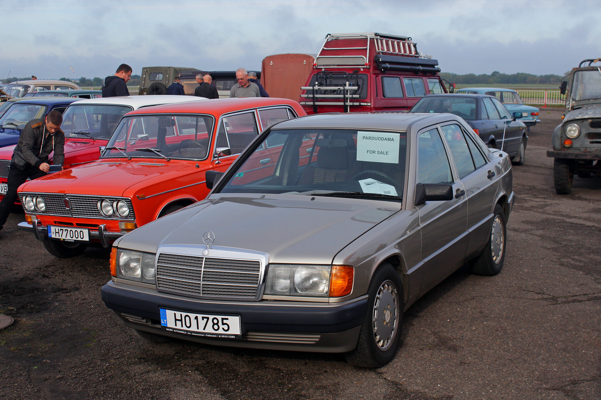 Литва, № H01785 — Mercedes-Benz 190 (W201) '82-93; Литва — Retro mugė 2023 ruduo