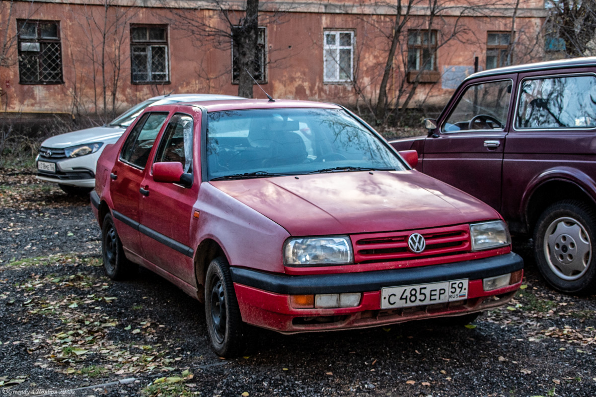 Башкортостан, № С 485 ЕР 59 — Volkswagen Vento (A3) '92-99; Пермский край — Вне региона