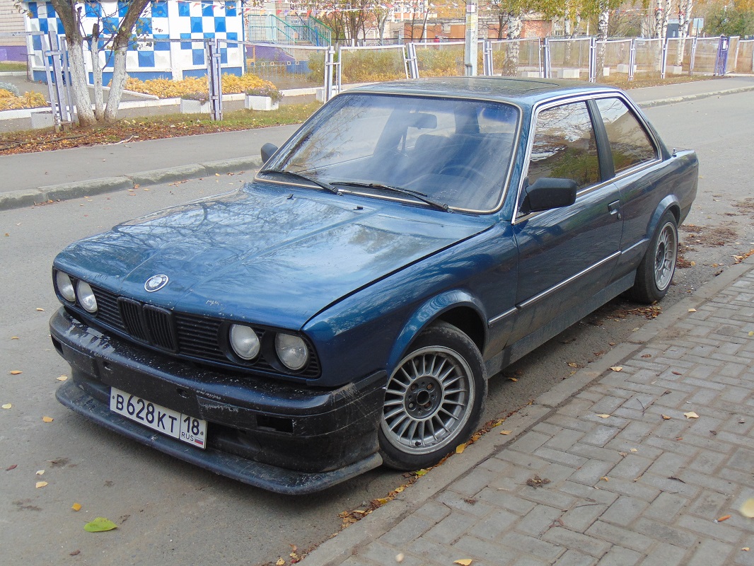 Удмуртия, № В 628 КТ 18 — BMW 3 Series (E30) '82-94