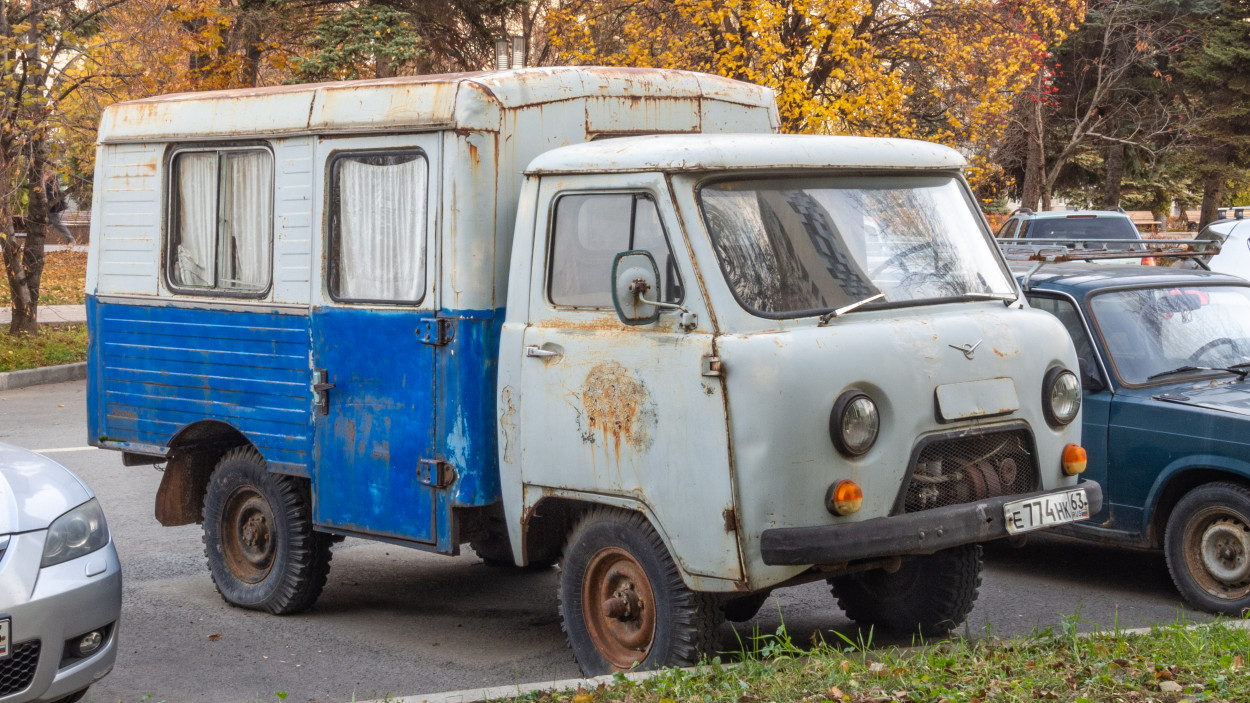 Самарская область, № Е 774 НК 63 — УАЗ-3303 '85-03