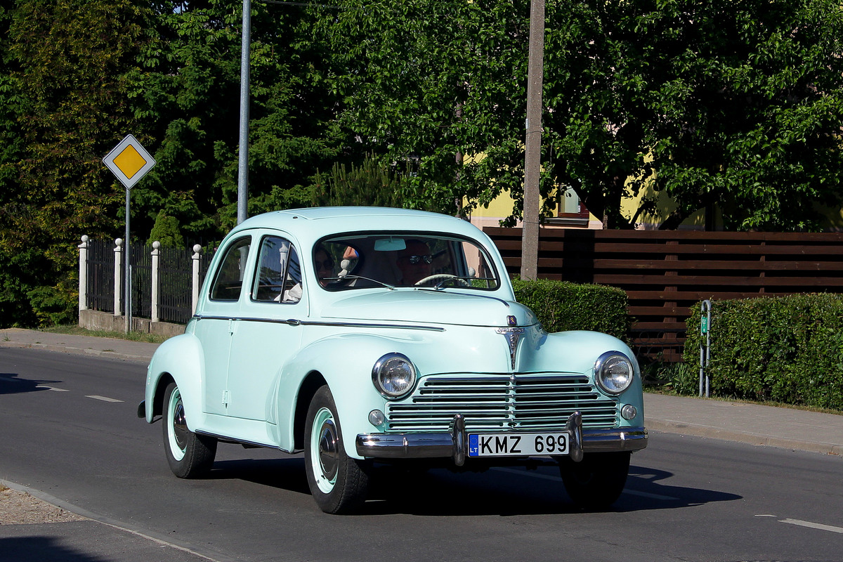 Литва, № KMZ 699 — Peugeot 203 '48-60; Литва — Laiko ratai 2023