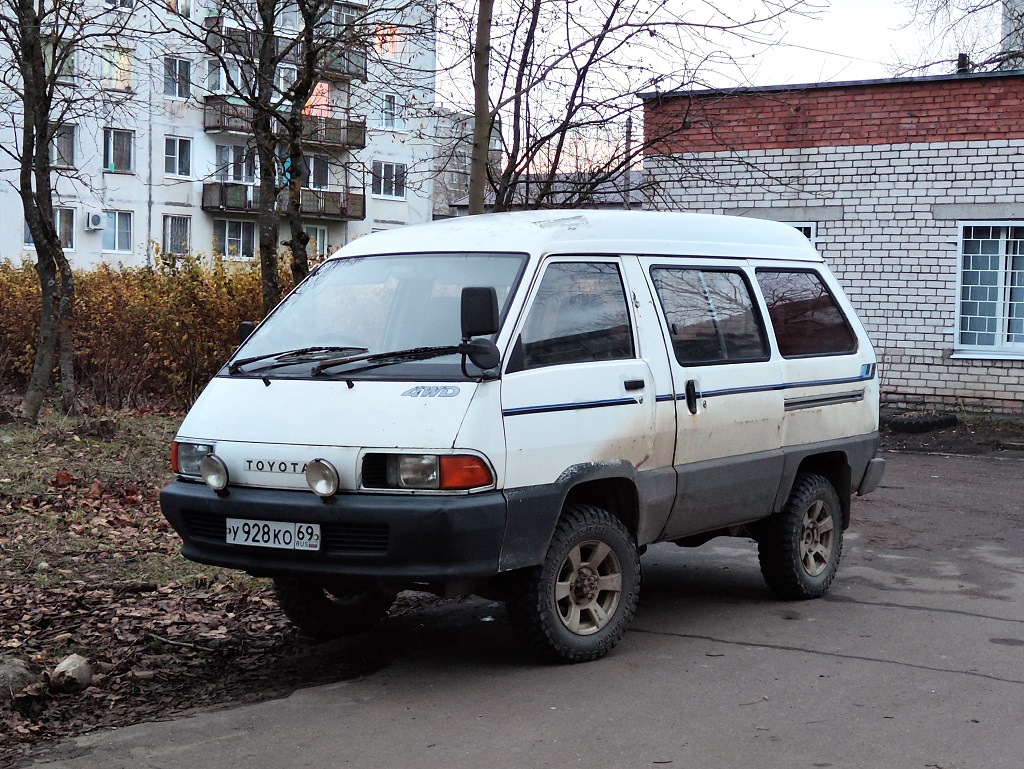 Тверская область, № У 928 КО 69 — Toyota TownAce (R20/R30) '82-96