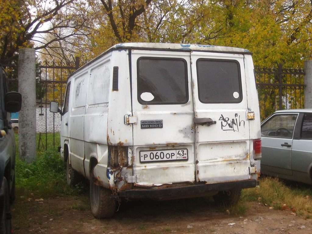 Кировская область, № Р 060 ОР 43 — Mercedes-Benz MB100 '81-96