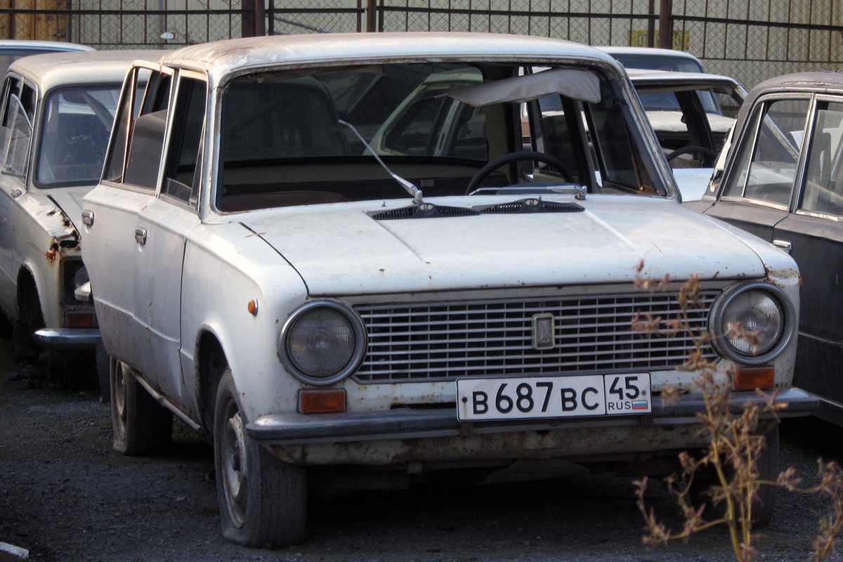 Тюменская область, № В 687 ВС 45 — ВАЗ-2101 '70-83