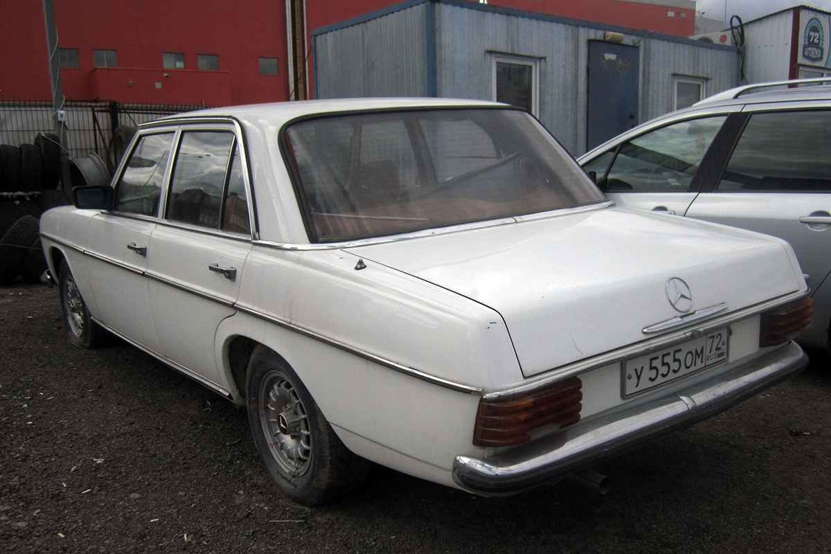Тюменская область, № У 555 ОМ 72 — Mercedes-Benz (W114/W115) '72-76