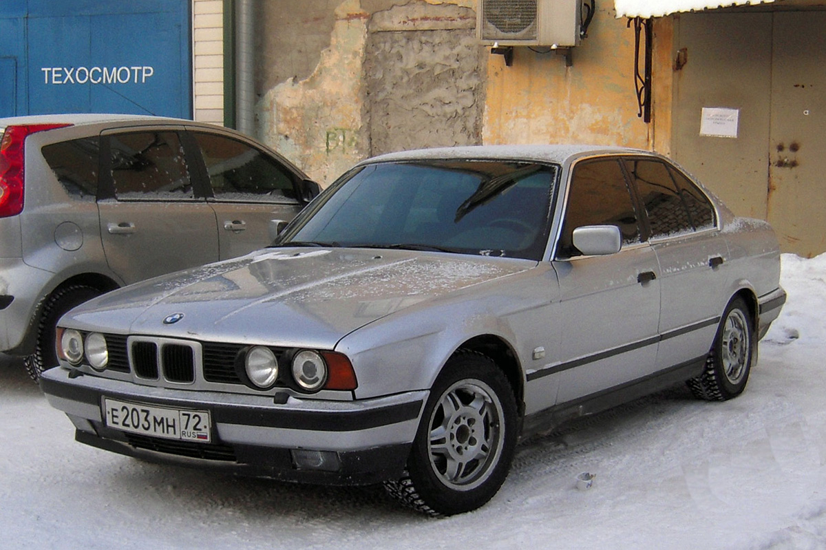 Тюменская область, № Е 203 МН 72 — BMW 5 Series (E34) '87-96