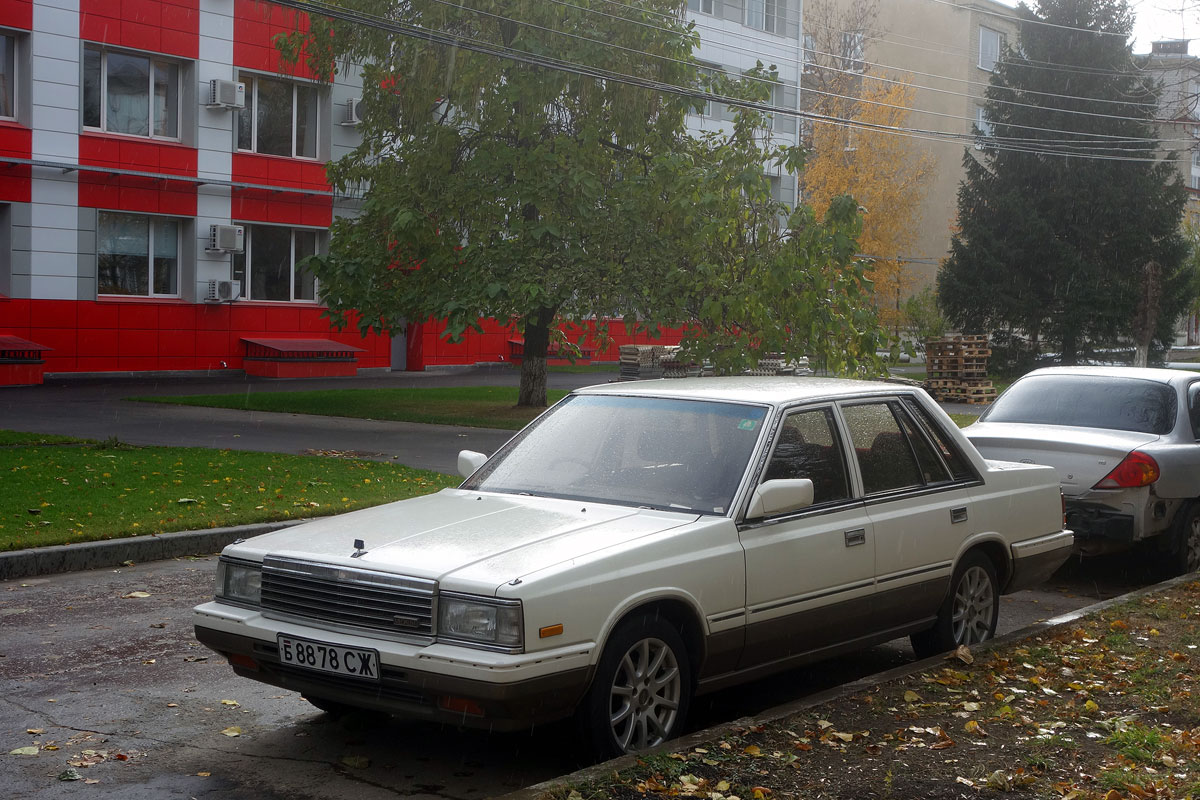 Саратовская область, № Б 8878 СЖ — Nissan Laurel (C32) '84-93