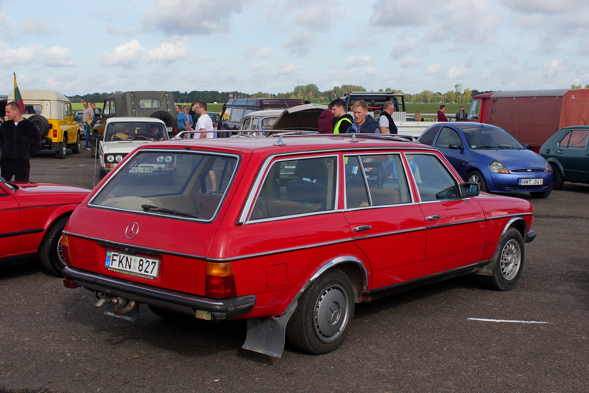 Литва, № FKN 827 — Mercedes-Benz (S123) '78-86; Литва — Retro mugė 2023 ruduo