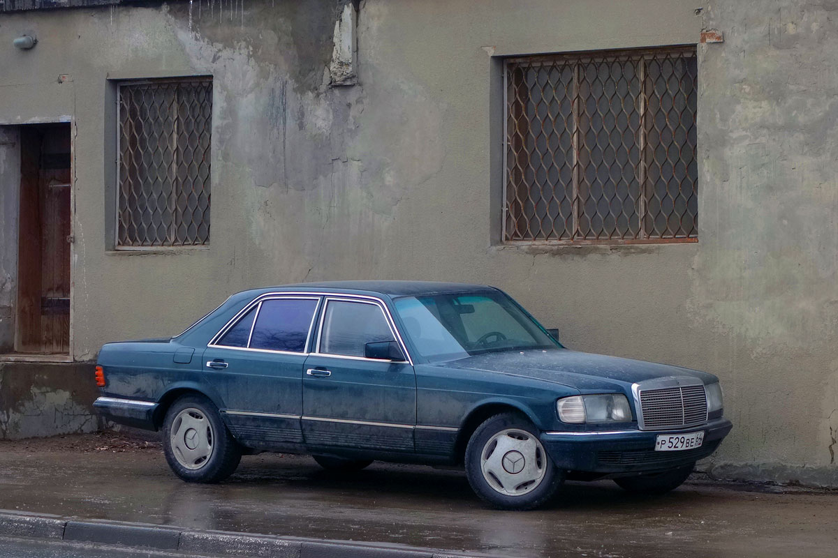 Саратовская область, № Р 529 ВЕ 64 — Mercedes-Benz (W126) '79-91