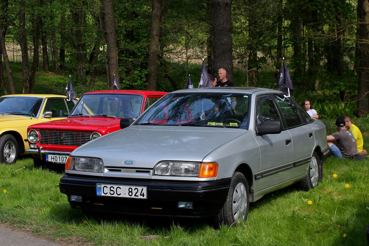 Литва, № CSC 824 — Ford Scorpio (1G) '85-94; Литва — Eugenijau, mes dar važiuojame 10