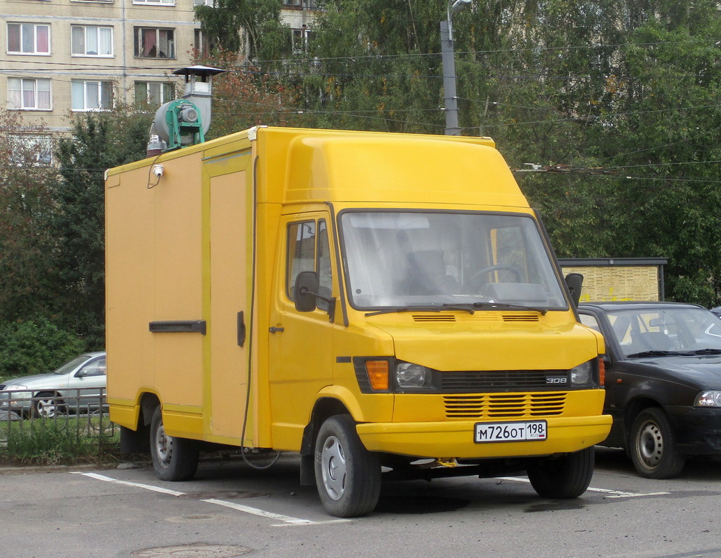 Санкт-Петербург, № М 726 ОТ 198 — Mercedes-Benz T1 '76-96