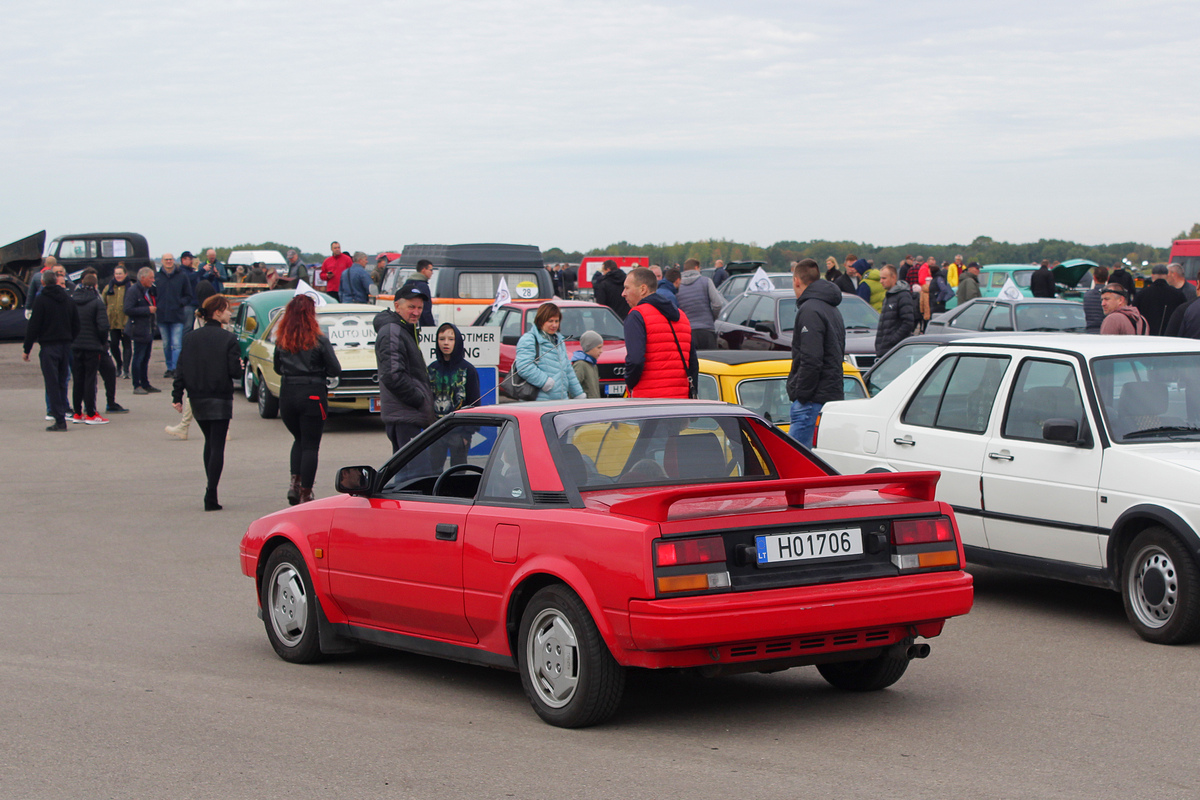 Литва, № H01706 — Toyota MR2 (W10) '84-89; Литва — Retro mugė 2022 ruduo