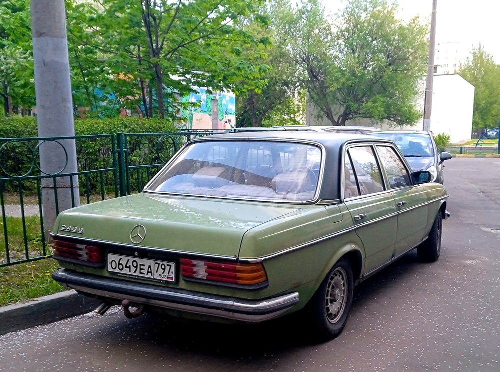 Московская область, № О 649 ЕА 797 — Mercedes-Benz (W123) '76-86