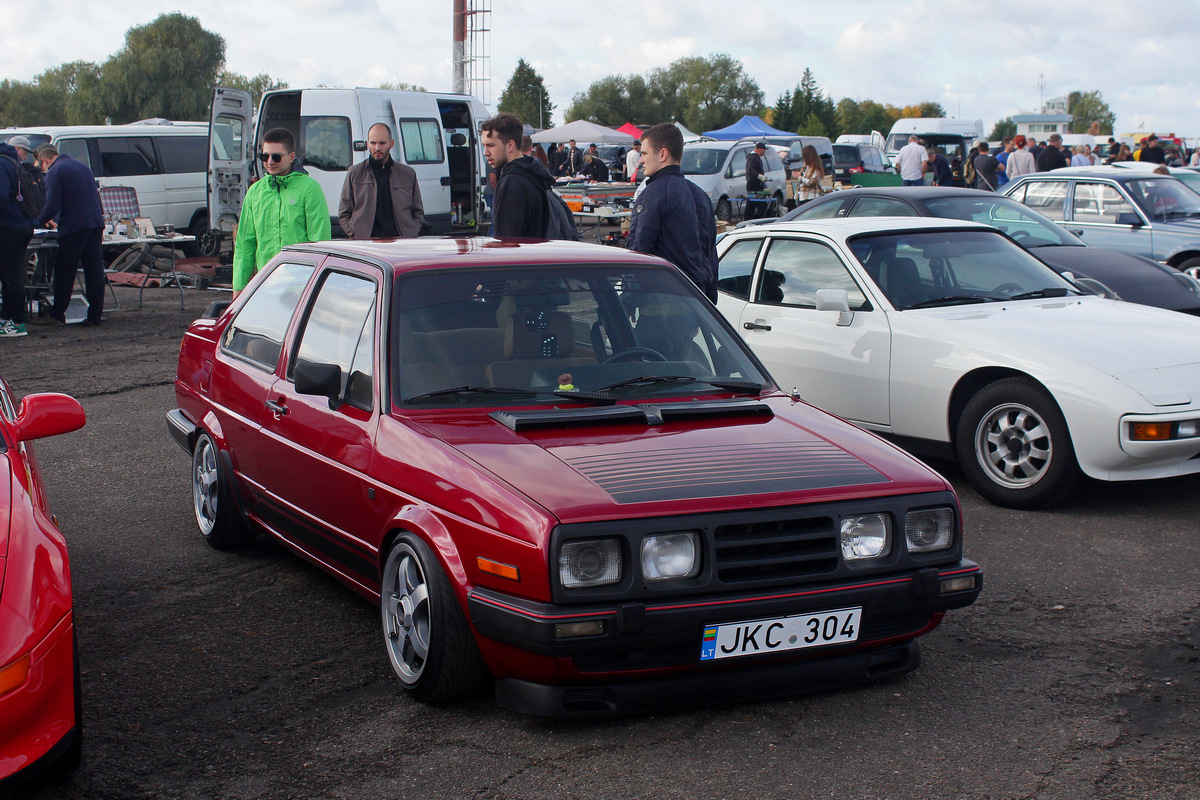 Литва, № JKC 304 — Volkswagen Jetta Mk2 (Typ 16) '84-92; Литва — Retro mugė 2023 ruduo