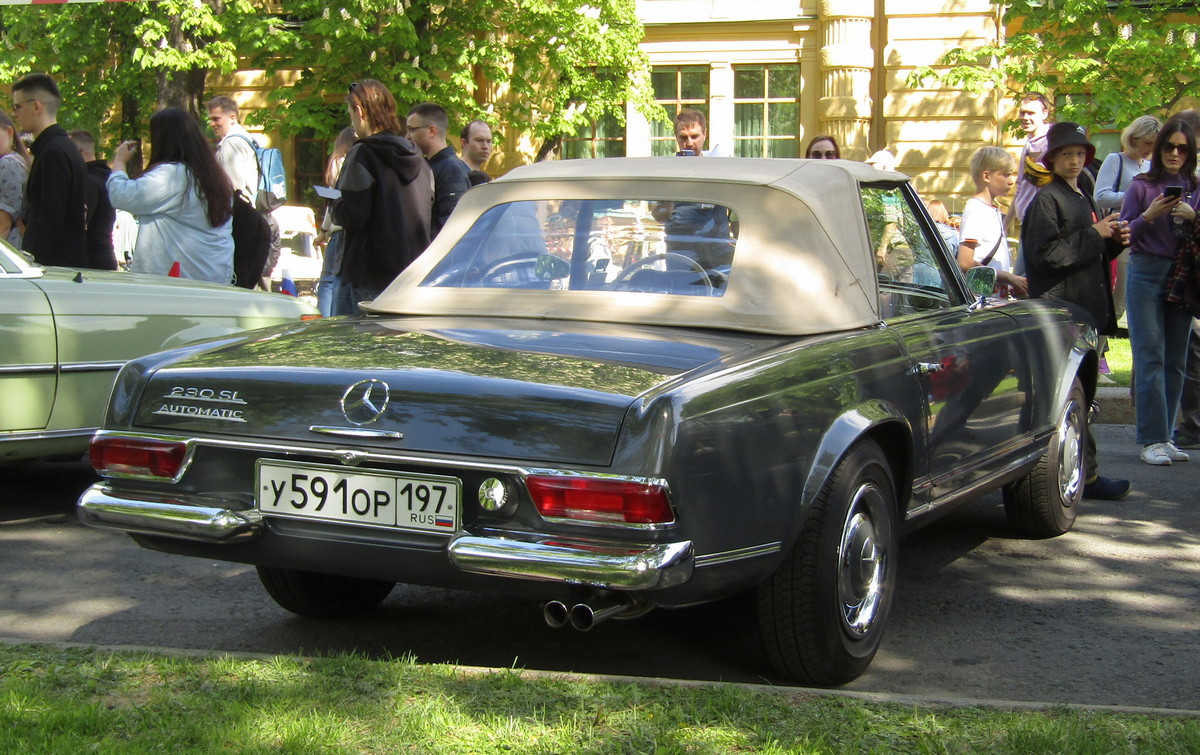 Москва, № У 591 ОР 197 — Mercedes-Benz (W113) '63-71; Санкт-Петербург — Международный транспортный фестиваль "SPb TransportFest 2023"