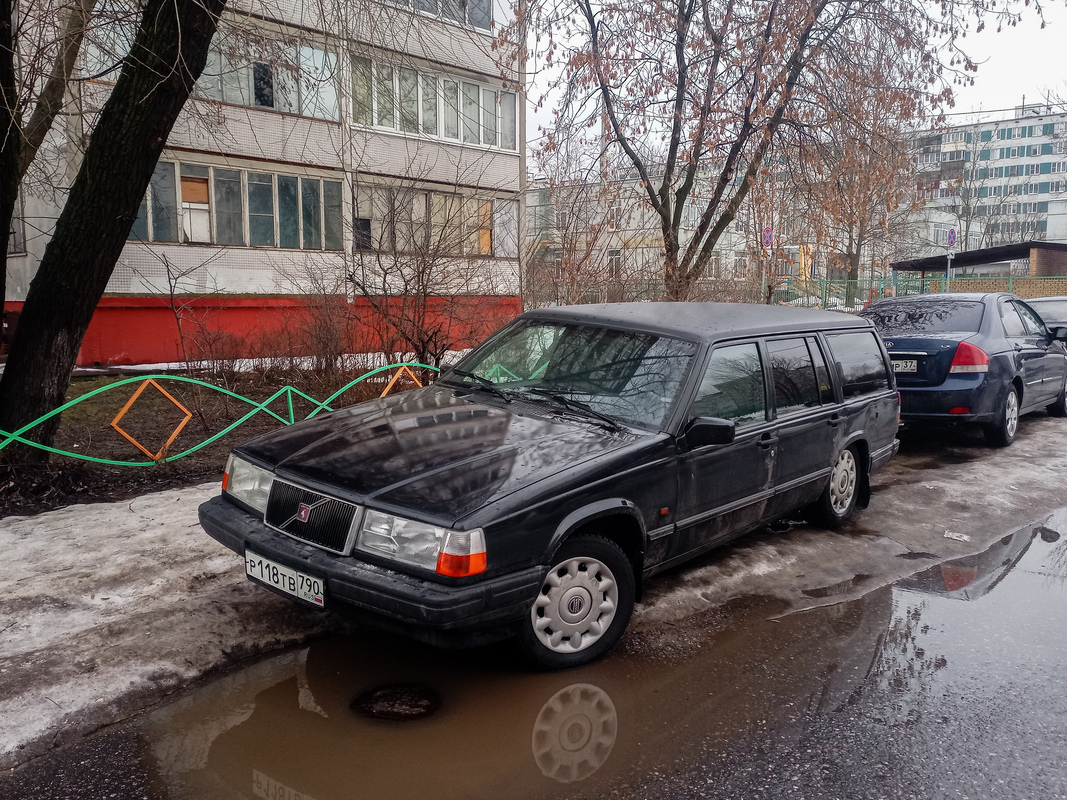 Московская область, № Р 118 ТВ 790 — Volvo 940 '90-98