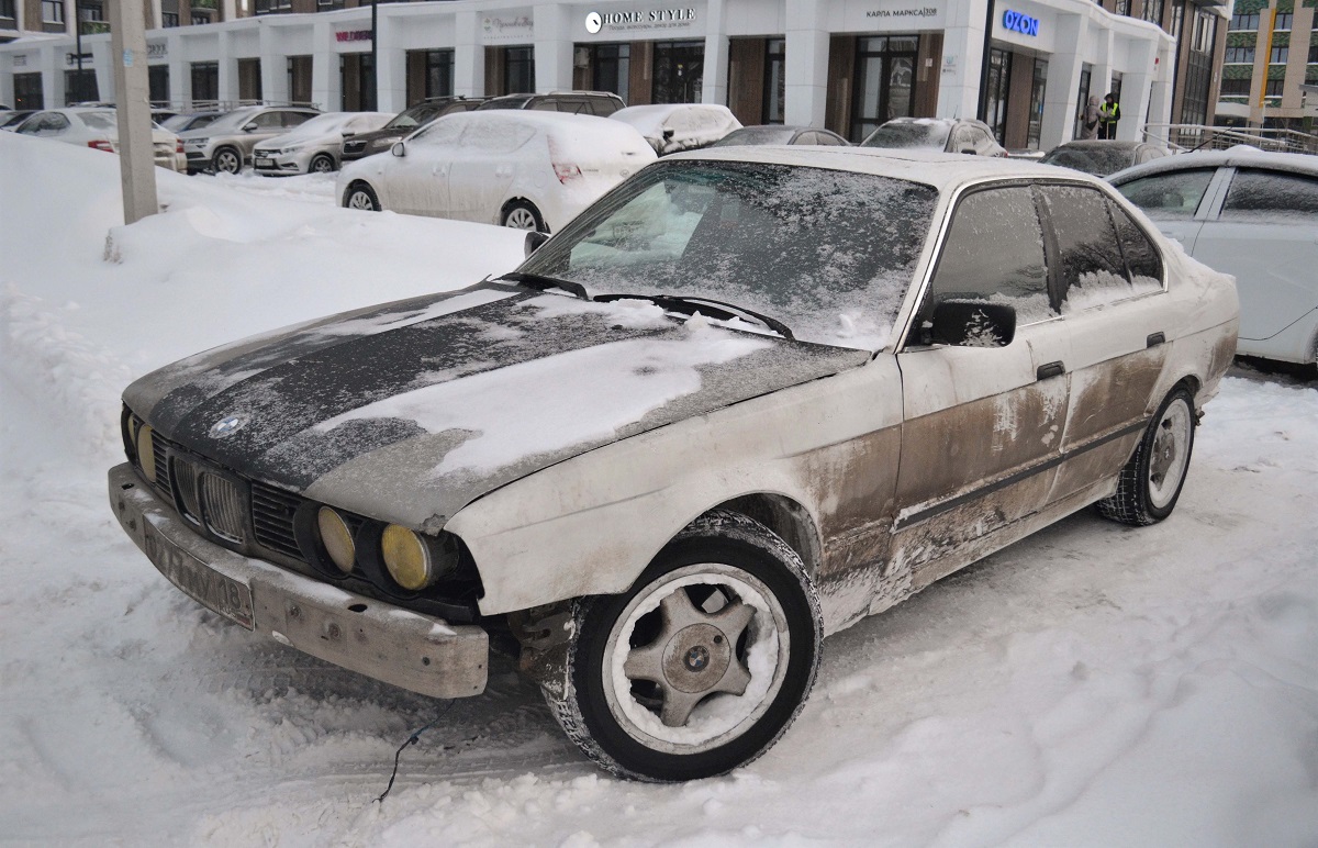 Удмуртия, № О 277 МУ 18 — BMW 5 Series (E34) '87-96