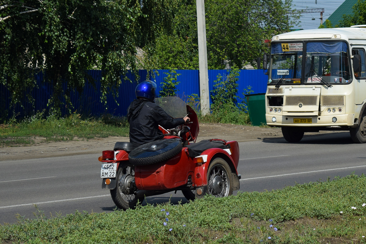 Алтайский край, № 4502 АМ 22 — ИМЗ 8.103-10 Урал '87-00