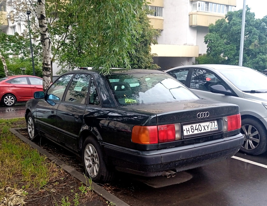 Москва, № Н 840 ХУ 77 — Audi 100 (C4) '90-94