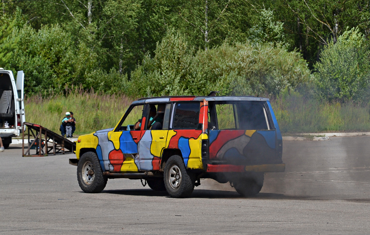 Москва, № (77) Б/Н 0605 — Nissan Patrol (160/260) '80-02