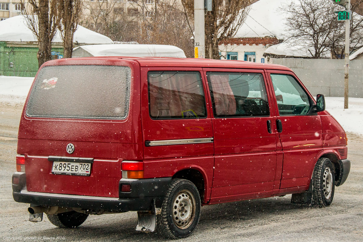 Башкортостан, № К 895 ЕВ 702 — Volkswagen Typ 2 (T4) '90-03